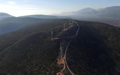 Greece pitches Wind Against Solar in 600MW Tender