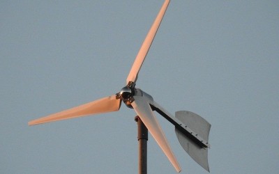 The Biggest US Market for tiny Wind Farms isn’t the Breeziest