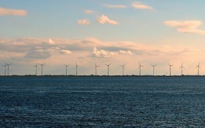 Global offshore wind installed capacity up 21 percent since 2013